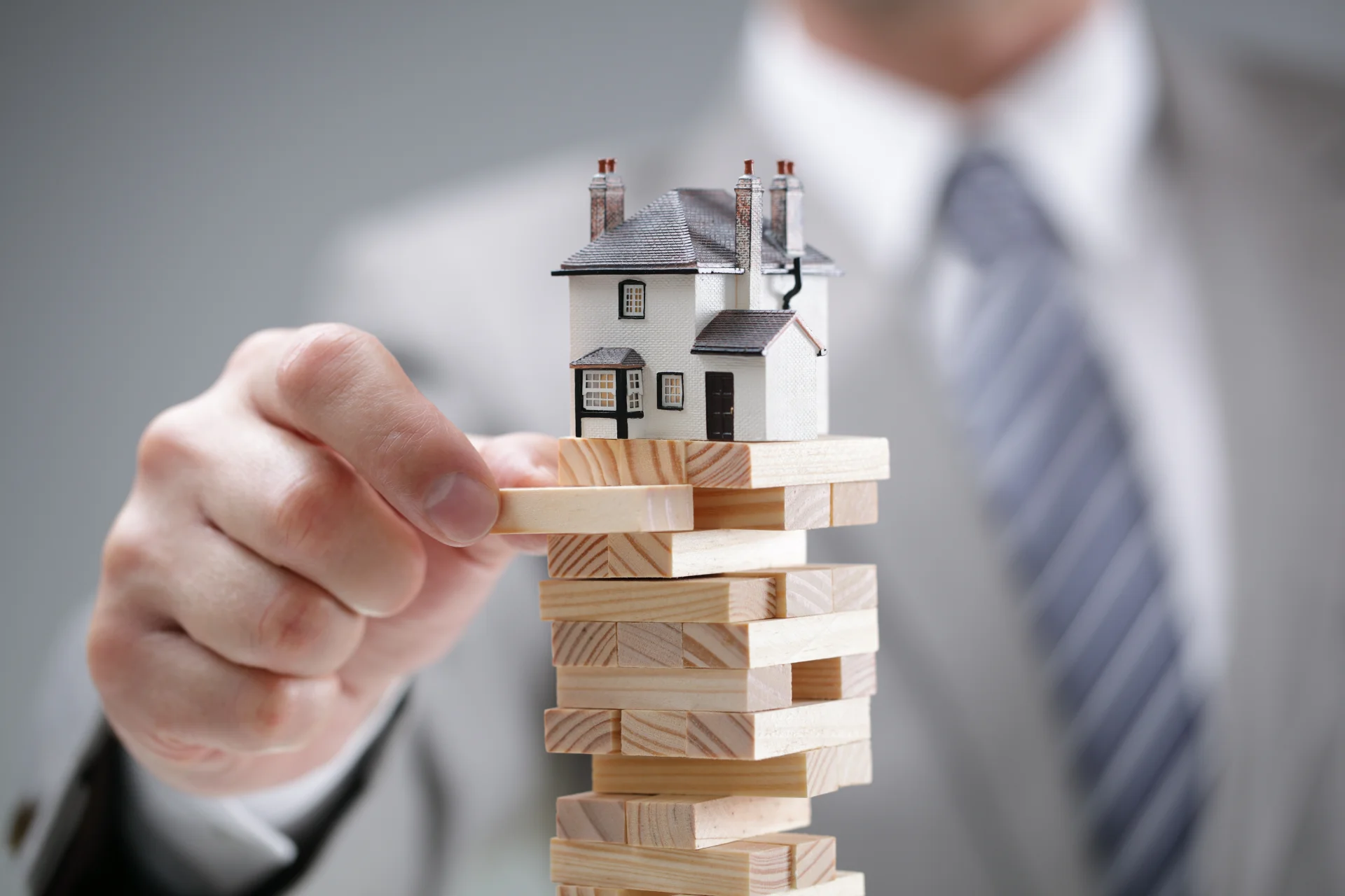 Jak sprzedać nieruchomość z kredytem hipotecznym?